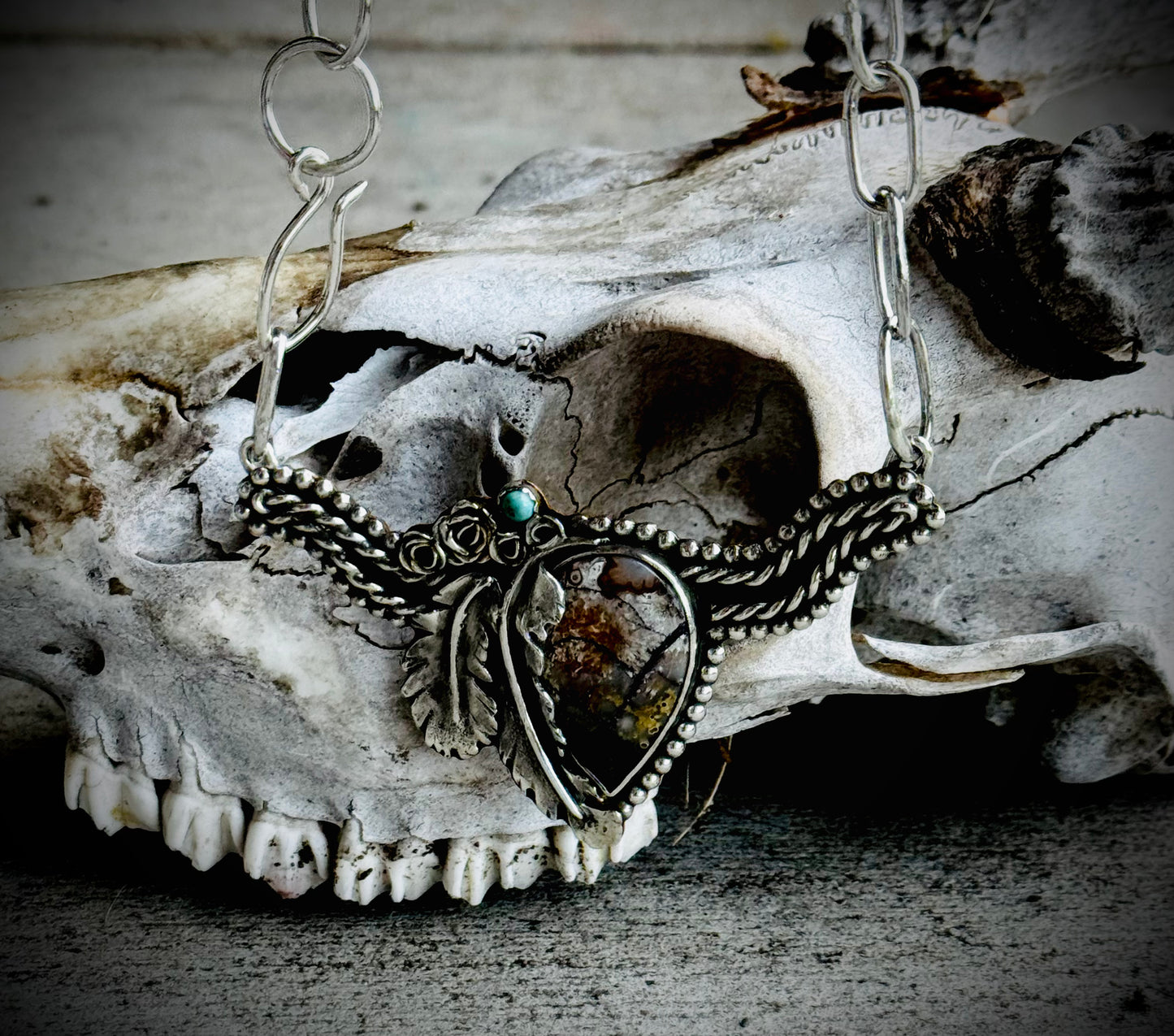 Agate Longhorn Necklace