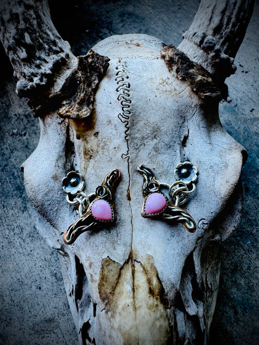 Pink Conch Steer Earrings